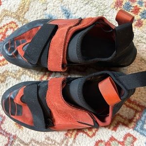 Black Diamond Shadow climbing shoes